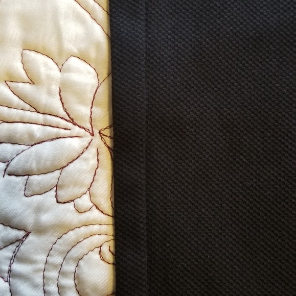 Black Signature Collection by AVON capris size 16 - Picture 2 of 5